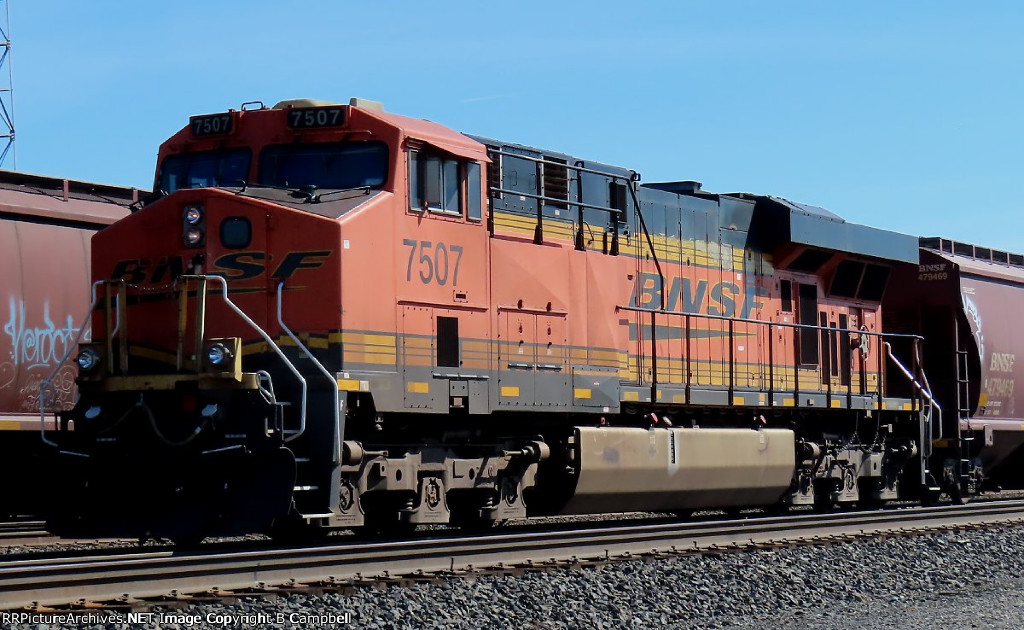 BNSF 7507